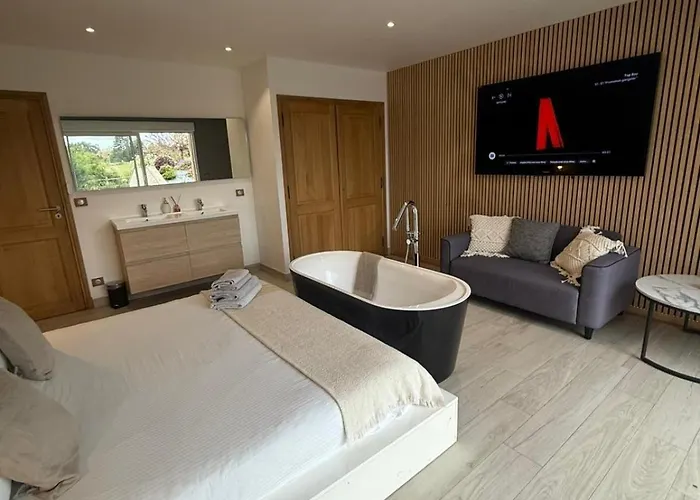 De 400m2 15p - Piscine Interieure Chauffee * Bonneville-sur-Touques